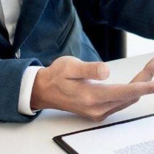 Agente di commercio di legnami e semilavorati a Firenze
