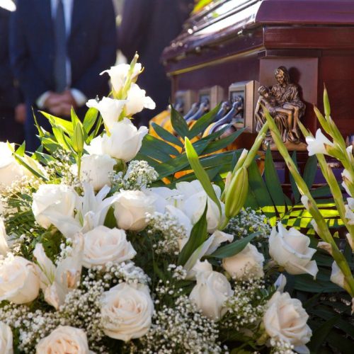 Agenzia funebre a Manerba del Garda: un supporto discreto e professionale