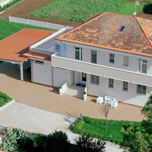Casa vacanze con giardino a Battipaglia