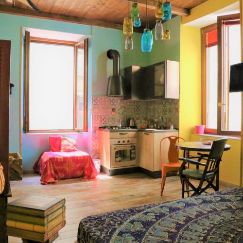 CASA VACANZA CENTRO STORICO VICINO METRO NAPOLI