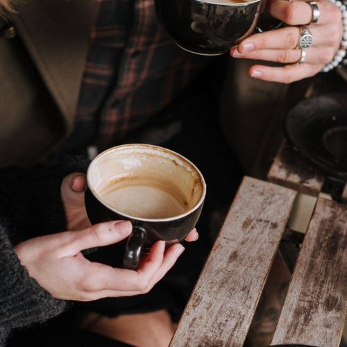 Caffetteria ad Arzachena: Un Ritrovo di Gusto e Tradizione nel Cuore della Costa Smeralda