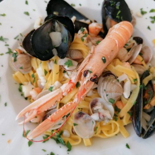 Ristorante di pesce aperto tutto l’anno sulla spiaggia a Marcelli di Numana
