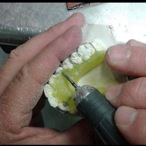 Scuola paritaria odontotecnica a Varese