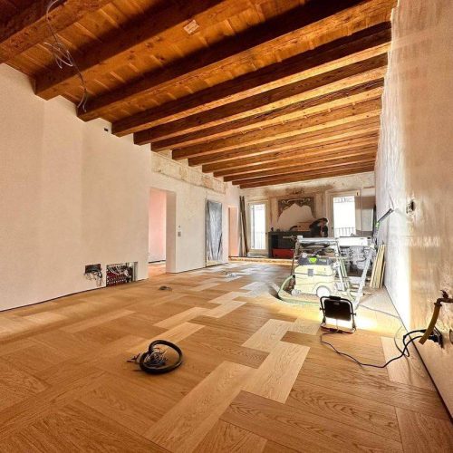 Trattamenti specifici per parquet a Brescia