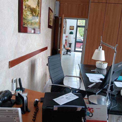 Agenzia per servizi di prestiti personali a Carrara