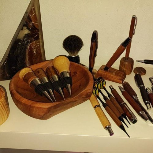 Creazione di oggetti in legno a Bologna