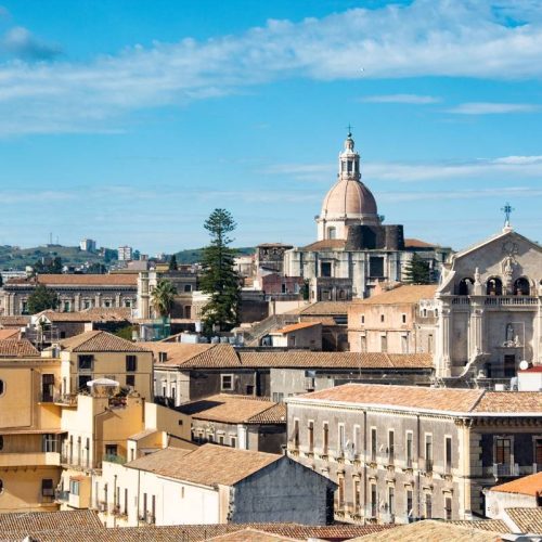 Scoprire Catania: La Tua Casa Vacanze nel Cuore del Centro Storico