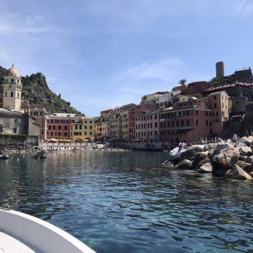 Ecological boat tours in Manarola