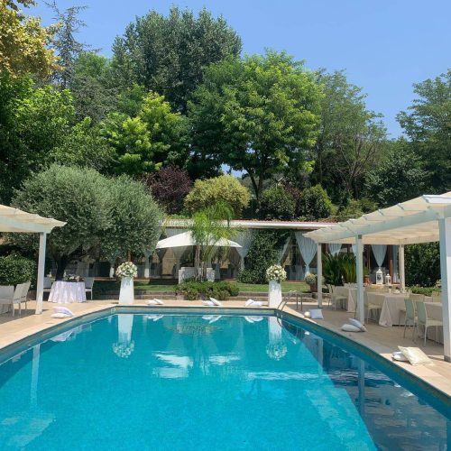 LOCATION CON PISCINA A CASERTA