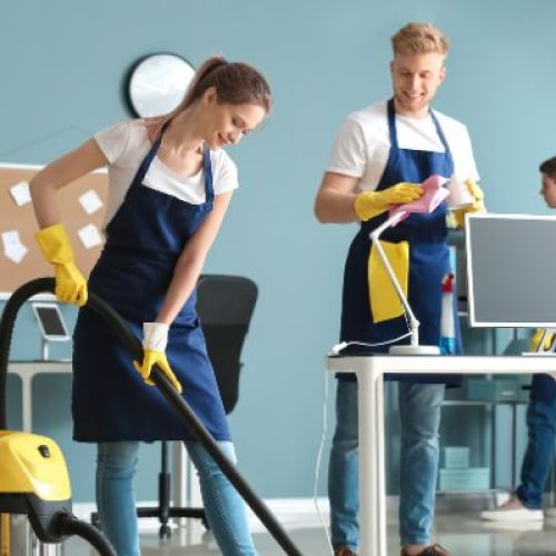 Pulizie per Aziende a Forlì: Garantire un Ambiente di Lavoro Impeccabile