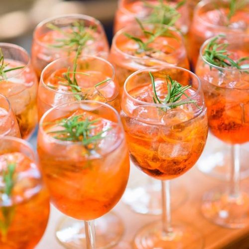 SERVIZIO ALLESTIMENTO CATERING OPEN BAR PER EVENTI AZIENDALI A MILANO CENTRO 